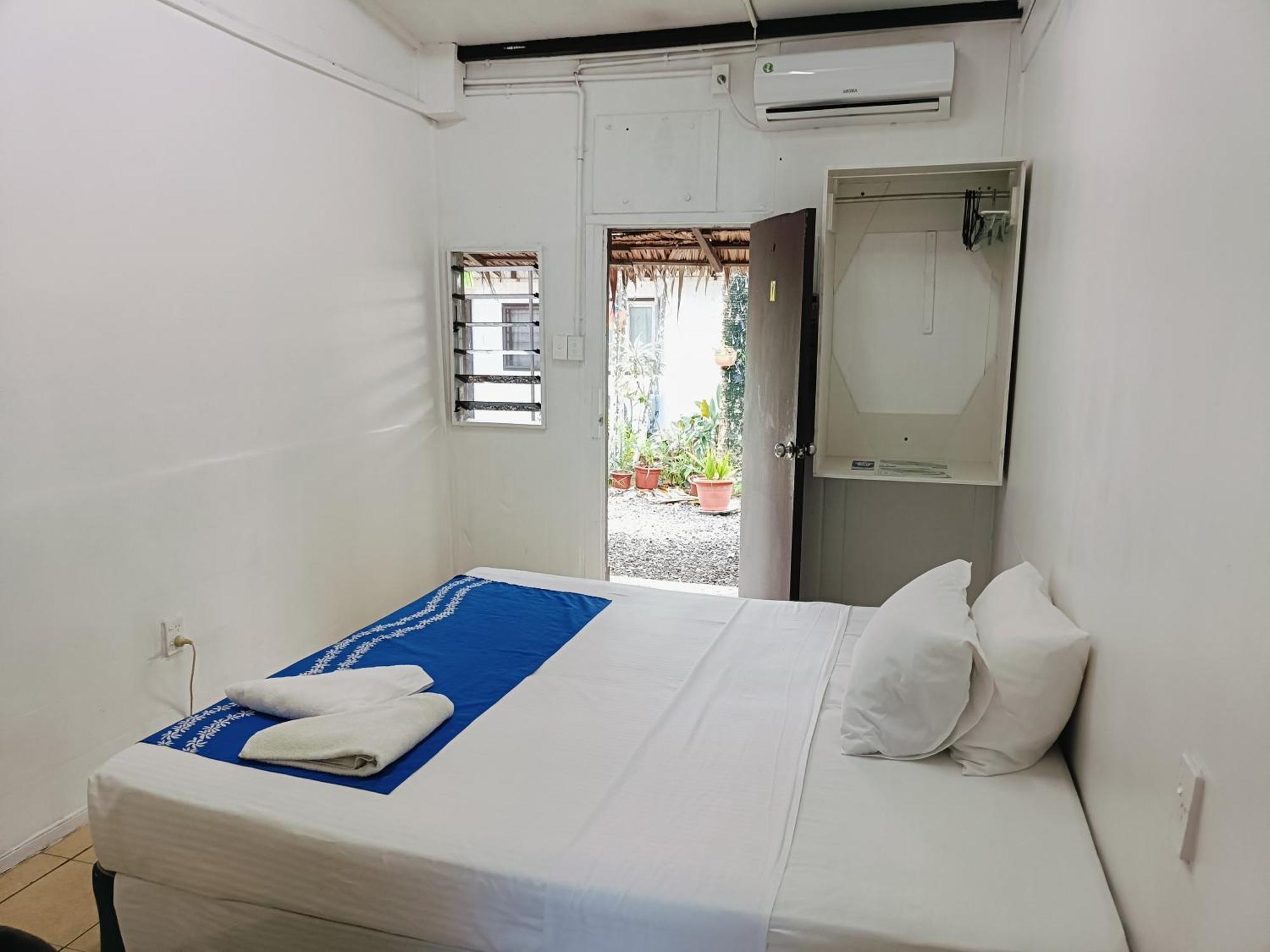 Olivias Accommodation Apia Extérieur photo