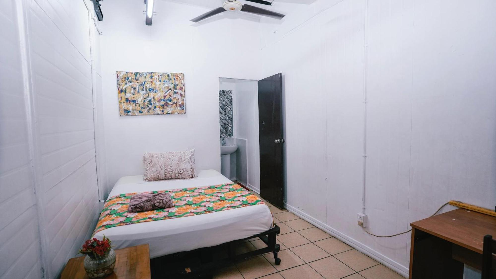 Olivias Accommodation Apia Extérieur photo